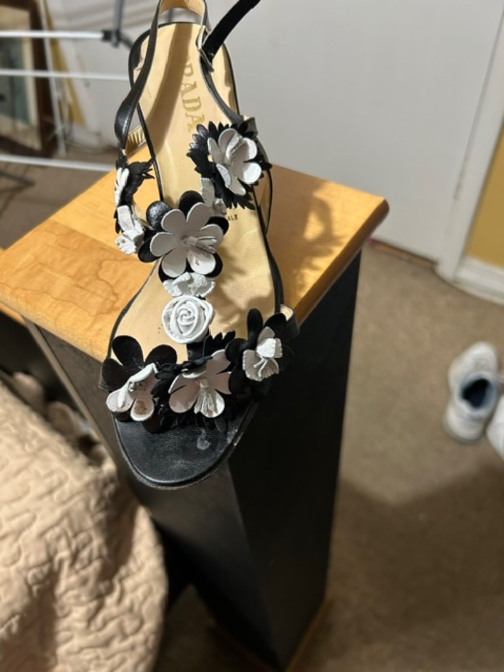 Prada black and white flower leather high heel sandals  sz 8